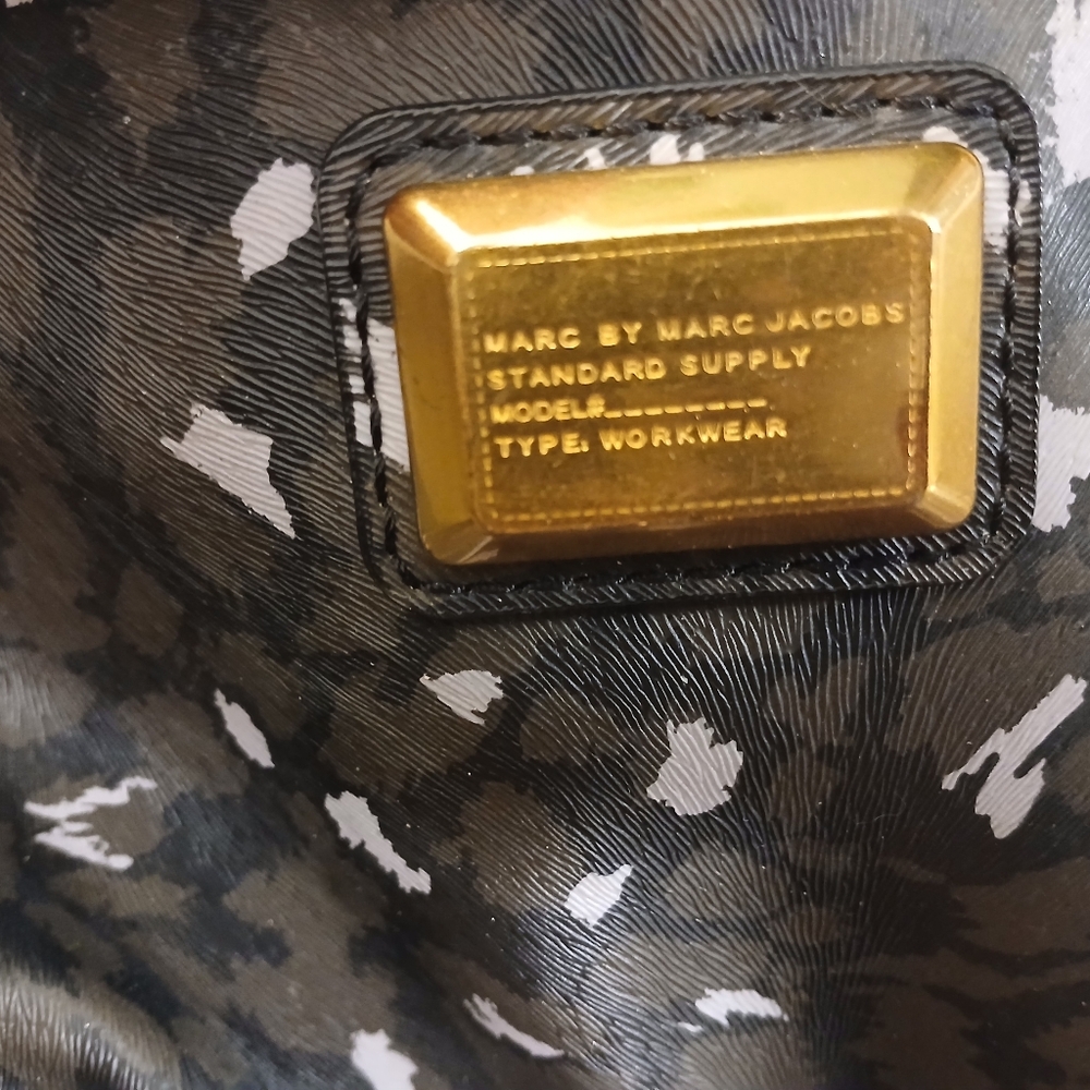 Marc By Marc Jacobs Patterned Crossbody Bag with Gold Accents - Picture 3 of 16